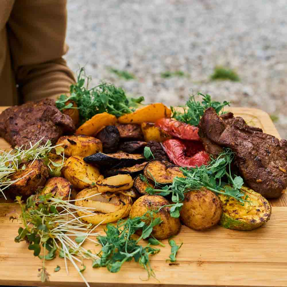 Мелничка с подправки за барбекю Not Just BBQ - Garlic Grinder -1